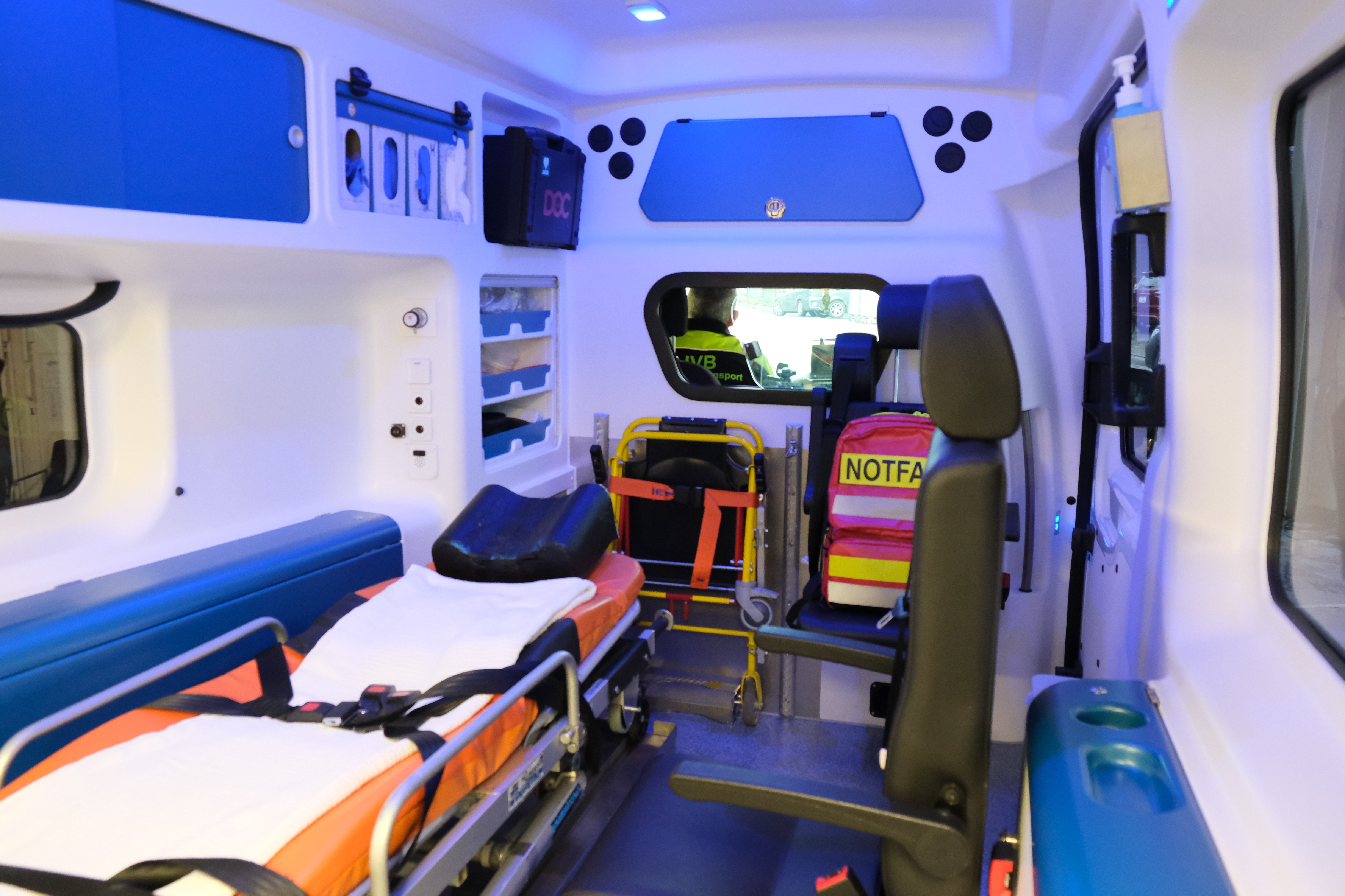 IVB Patiententransport – sitzend und im Rollstuhl